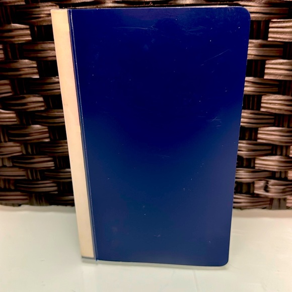 Alphabetical business card booklet - Picture 1 of 2